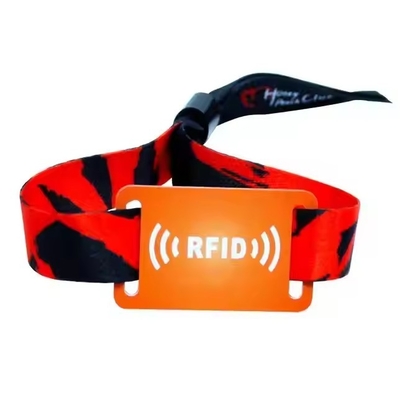 13.56Mhz Pulsera de etiqueta NFC personalizada Pulsera RFID tecida para eventos